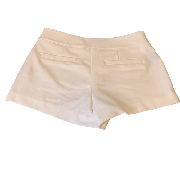 Forever 21 Dress Shorts - Picture 2 of 5